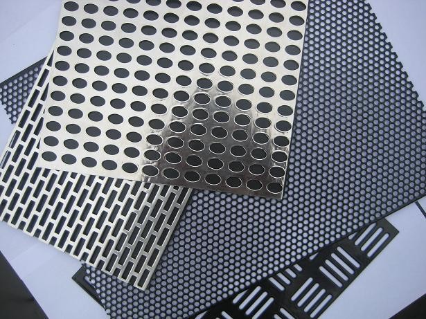 鋁板沖孔網和鋁合金板沖孔網有哪些區別